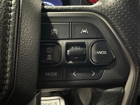 Used 2025 Toyota 4Runner TRD Off-Road image 20