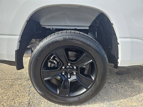 Used 2021 RAM 1500 Big Horn image 30