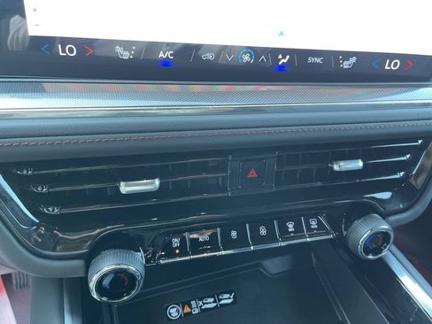 New 2026 Chevrolet Tahoe RST w/ RST Capability Package AWD/4WD image 18