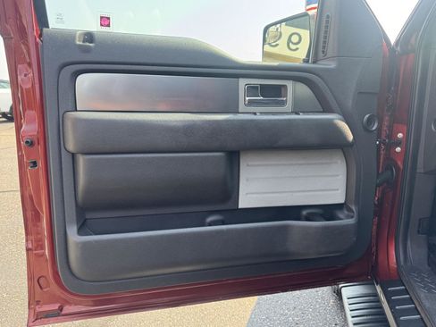 Used 2014 Ford F150 FX4 w/ Equipment Group 401A Mid AWD/4WD image 12