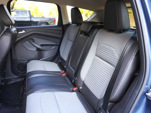 Used 2018 Ford Escape SE w/ SE Sport Appearance Package image 13