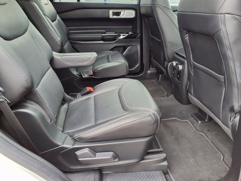 Certified 2022 Ford Explorer ST w/ Equipment Group 401A image 14