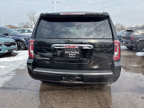 Used 2017 GMC Yukon Denali w/ Open Road Package image 6