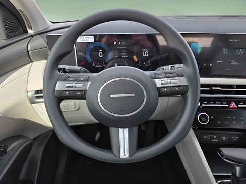 New 2026 Hyundai Tucson SEL image 16