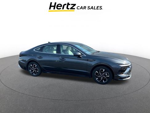 Used 2025 Hyundai Sonata SEL image 1