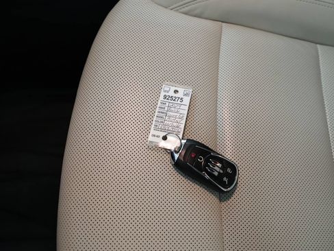Certified 2024 Buick Encore GX Avenir w/ Avenir Convenience Package AWD/4WD image 21
