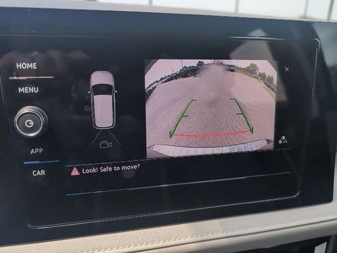 Used 2025 Volkswagen Taos S FWD image 13