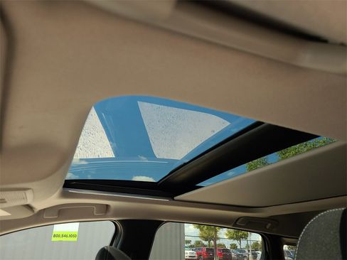 New 2026 Nissan Kicks SV w/ SV Premium Package image 13