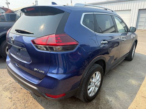 Used 2019 Nissan Rogue SV AWD/4WD image 7