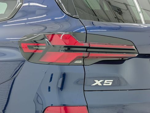 New 2026 BMW X5 sDrive40i RWD image 13