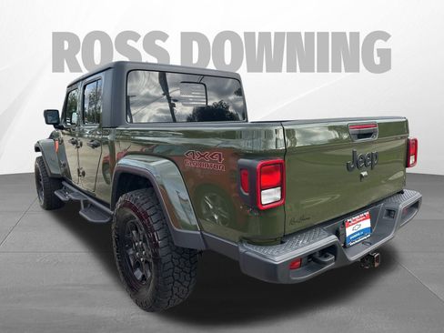 Used 2023 Jeep Gladiator Willys image 6