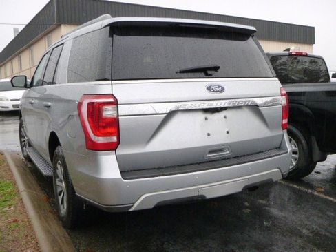 Used 2020 Ford Expedition XLT image 3