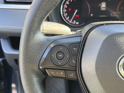 Used 2024 Toyota RAV4 XLE image 21