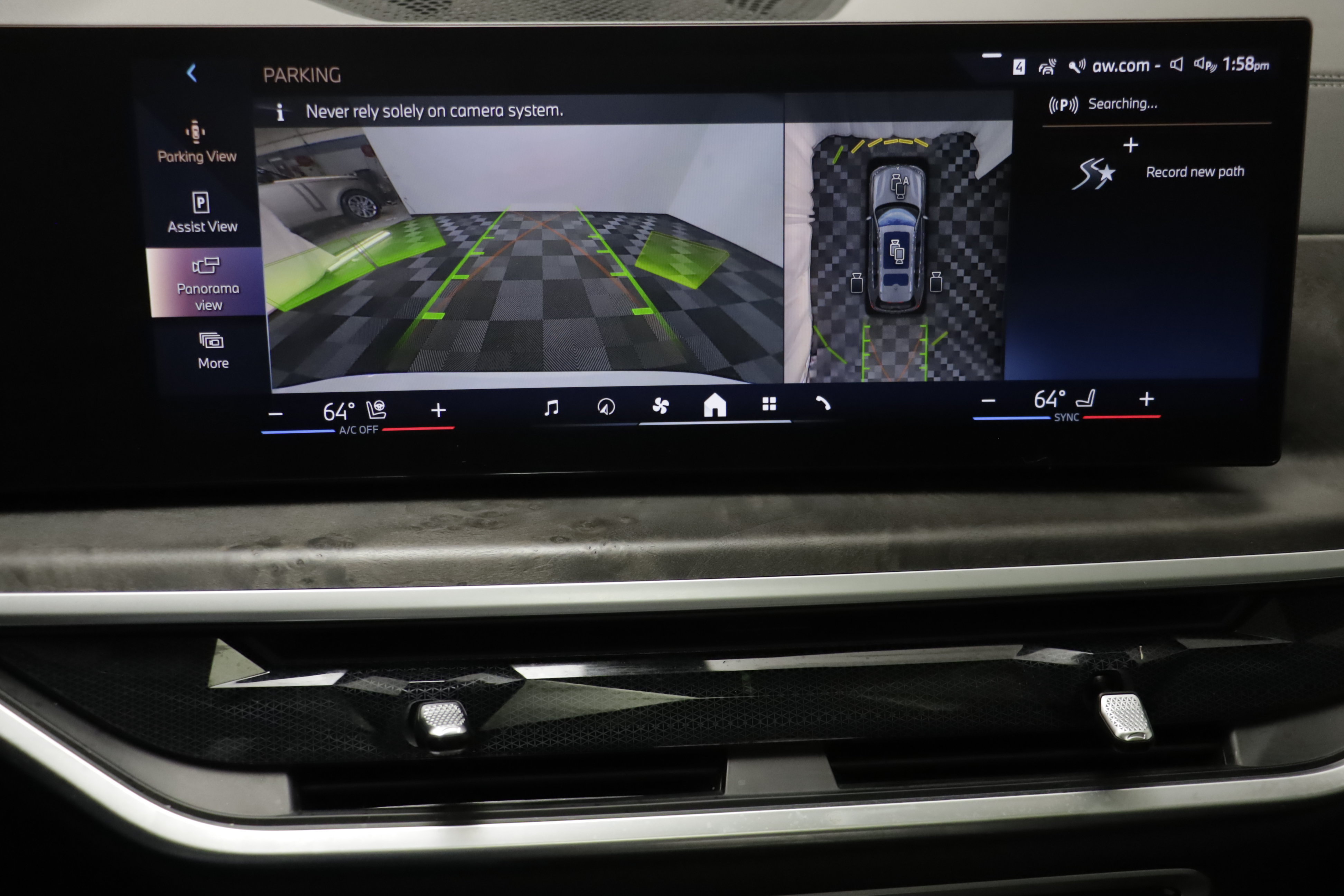 Used 2024 BMW X7 xDrive40i w/ Premium Package AWD/4WD image 10