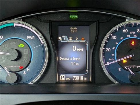 Used 2015 Toyota Camry XLE image 11