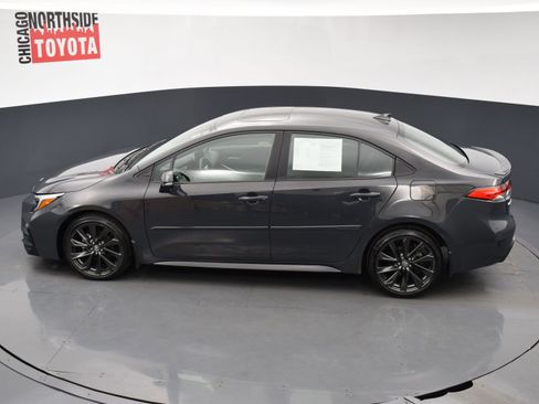 Used 2024 Toyota Corolla SE w/ SE Premium Package image 19