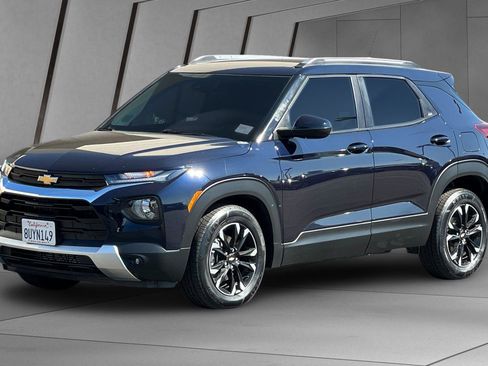 Certified 2021 Chevrolet TrailBlazer LT w/ Convenience Package image 8