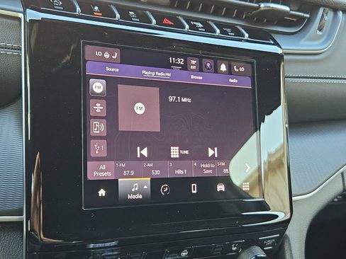 New 2025 Jeep Grand Cherokee Altitude RWD image 19