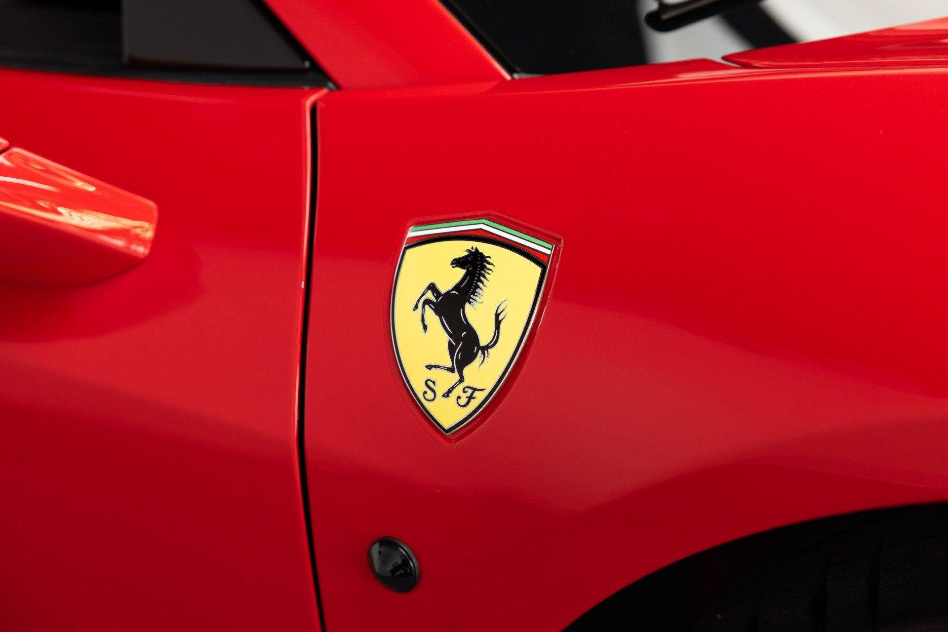 Certified 2014 Ferrari 458 Spider RWD image 30