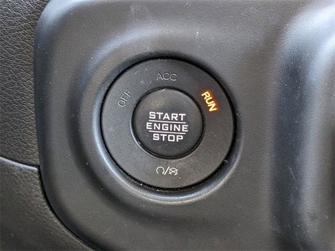 Used 2020 Jeep Gladiator Rubicon w/ Dual Top Group image 30