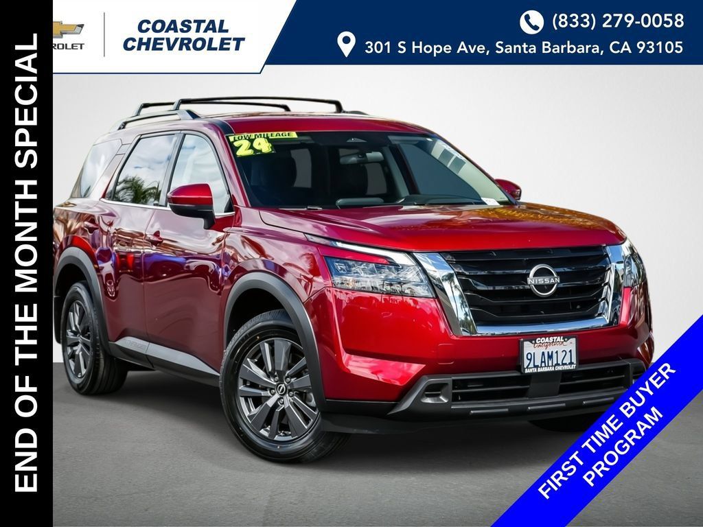 Used 2024 Nissan Pathfinder SV FWD image 1
