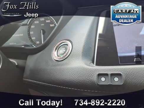 Used 2023 Cadillac XT4 Luxury FWD image 23