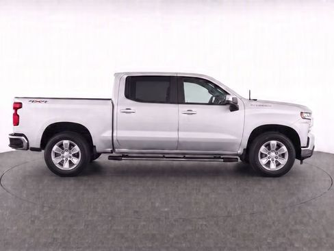 Used 2021 Chevrolet Silverado 1500 LT AWD/4WD image 8
