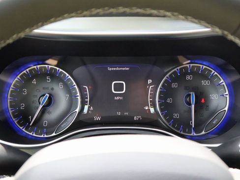 New 2026 Chrysler Pacifica Limited w/ S Appearance Package image 29