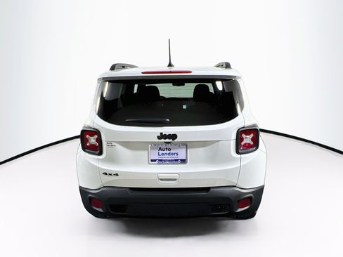 Used 2022 Jeep Renegade Altitude w/ Convenience Group AWD/4WD image 6