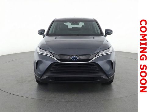 Used 2021 Toyota Venza LE image 7
