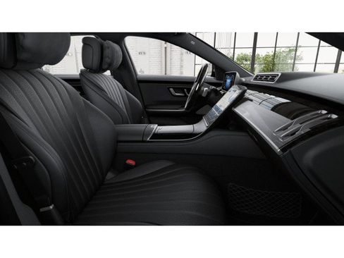 Certified 2023 Mercedes-Benz S 500 4MATIC image 4