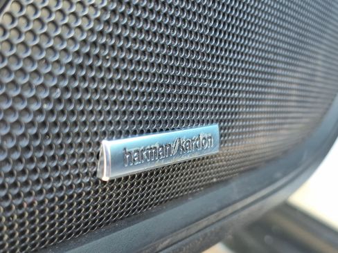 Used 2023 Subaru Outback Touring XT image 27