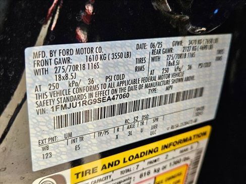 Used 2025 Ford Expedition Tremor image 27