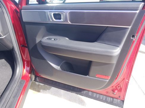 Certified 2025 Hyundai Santa Fe SEL image 16