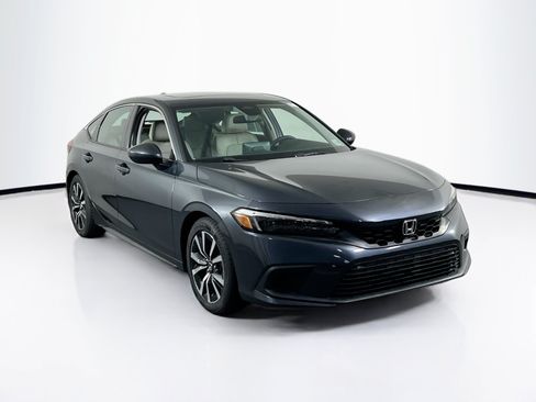 Used 2023 Honda Civic EX-L image 3