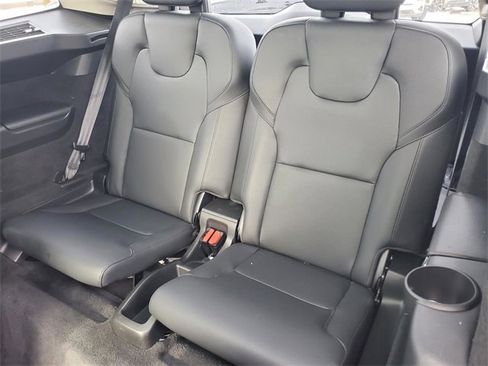 Certified 2024 Volvo XC90 T8 Plus w/ Protection Package Premier image 36
