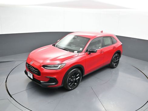 Certified 2024 Honda HR-V Sport image 32