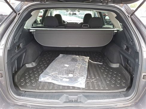 Certified 2022 Subaru Outback Premium image 29