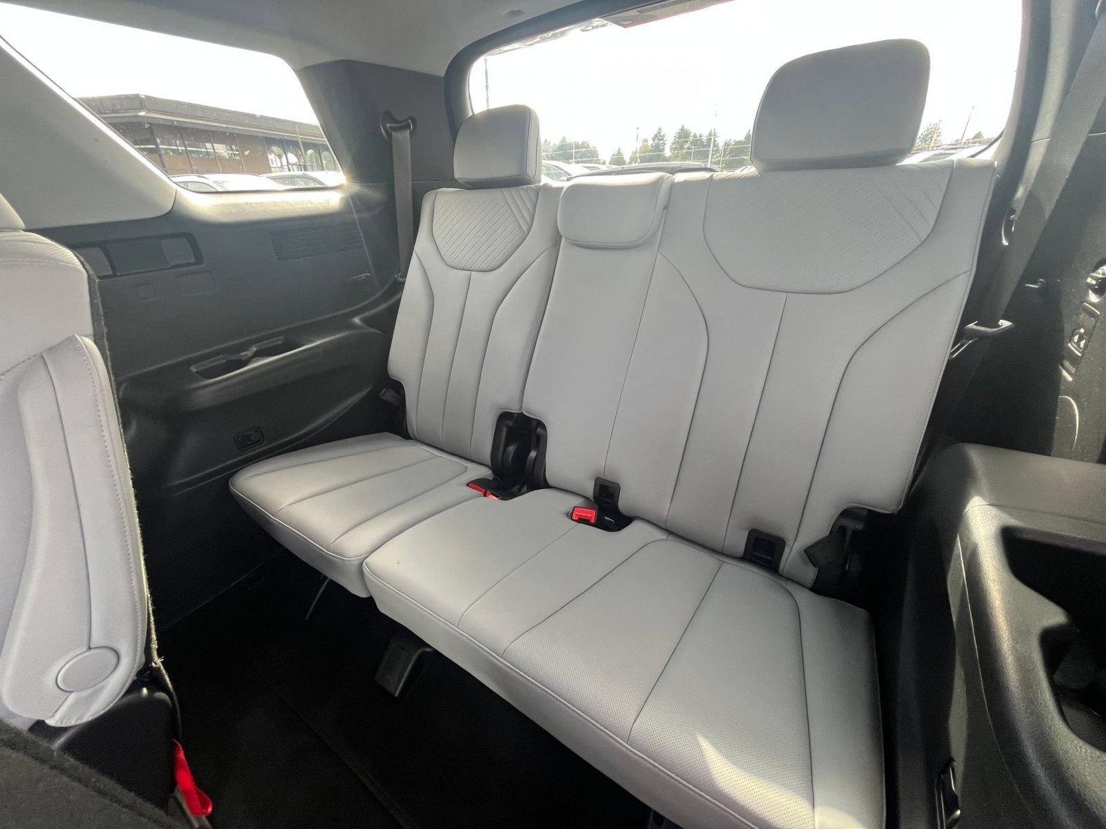 Used 2025 Hyundai Palisade SEL AWD/4WD image 31