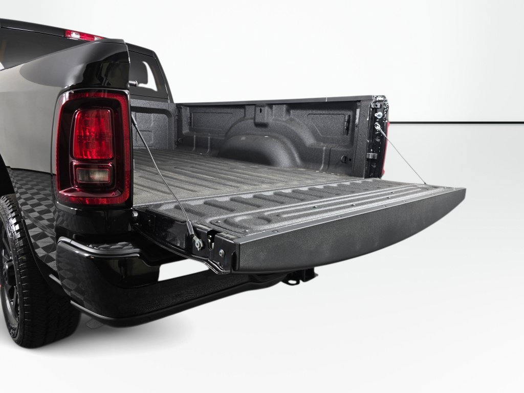 New 2026 RAM 2500 Big Horn AWD/4WD image 16