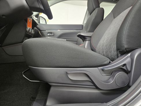 New 2025 Mitsubishi Outlander Sport LE image 28