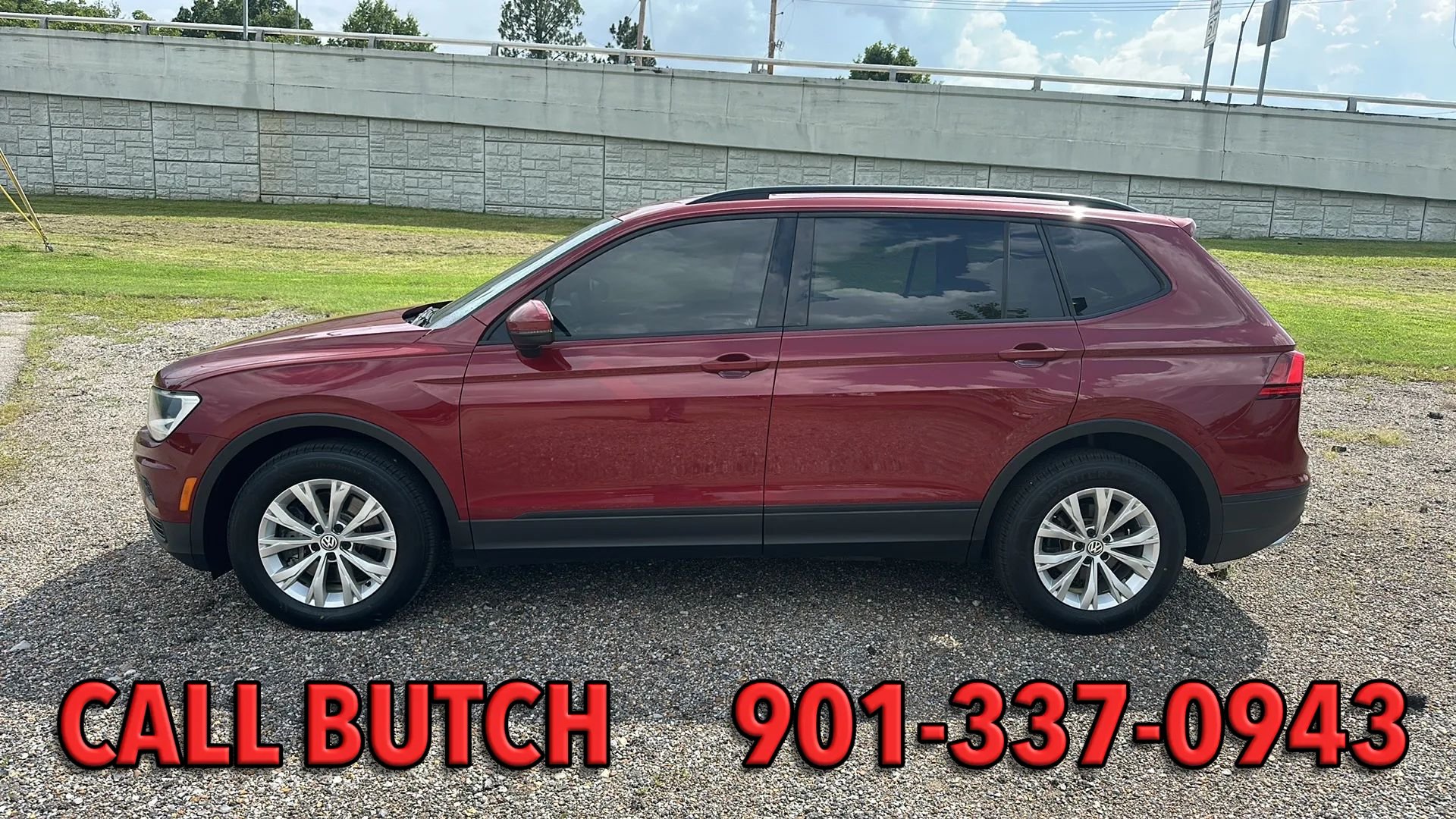 Used 2019 Volkswagen Tiguan S w/ Driver Assistance Package FWD image 1