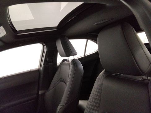 Used 2021 Lexus UX 250h 250h Base w/ Premium Package image 28