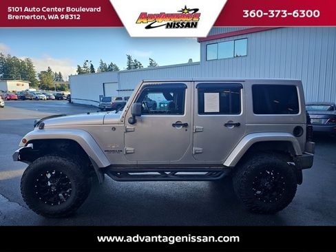 Used 2012 Jeep Wrangler Unlimited Sahara w/ Dual Top Group image 2
