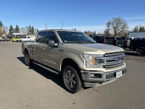Used 2018 Ford F150 XLT w/ Equipment Group 302A Luxury image 6