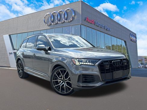 Used 2020 Audi Q7 3.0T Prestige w/ Prestige Package AWD/4WD image 1