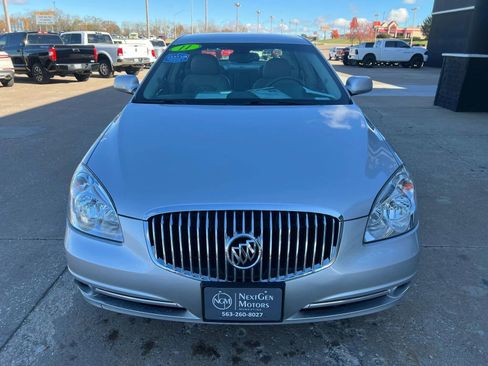 Used 2011 Buick Lucerne CXL w/ Driver Confidence Package image 2