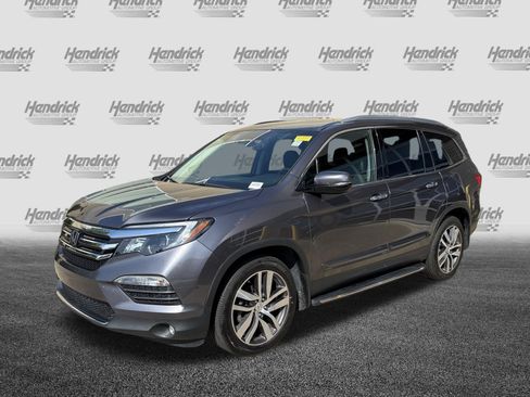 Used 2017 Honda Pilot Elite image 5