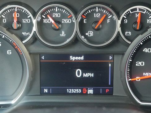 Used 2021 Chevrolet Tahoe LT AWD/4WD image 15