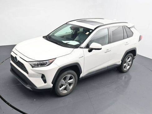 Used 2020 Toyota RAV4 Limited AWD/4WD image 12